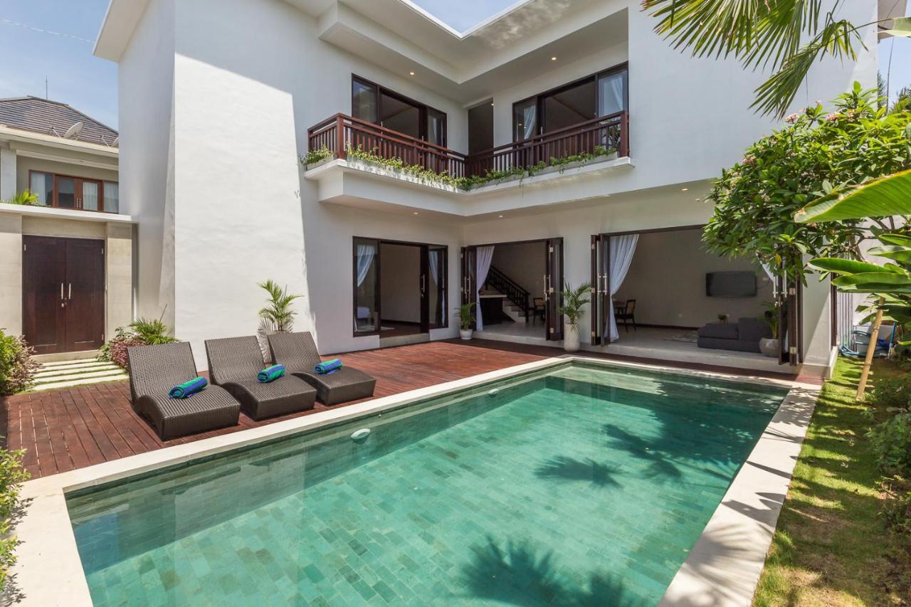 Villa Azura Семиняк Екстериор снимка