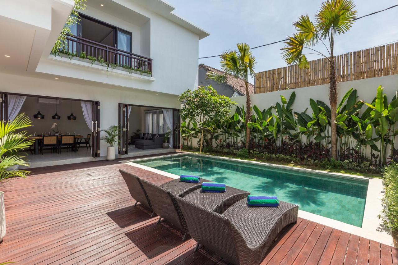 Villa Azura Семиняк Екстериор снимка