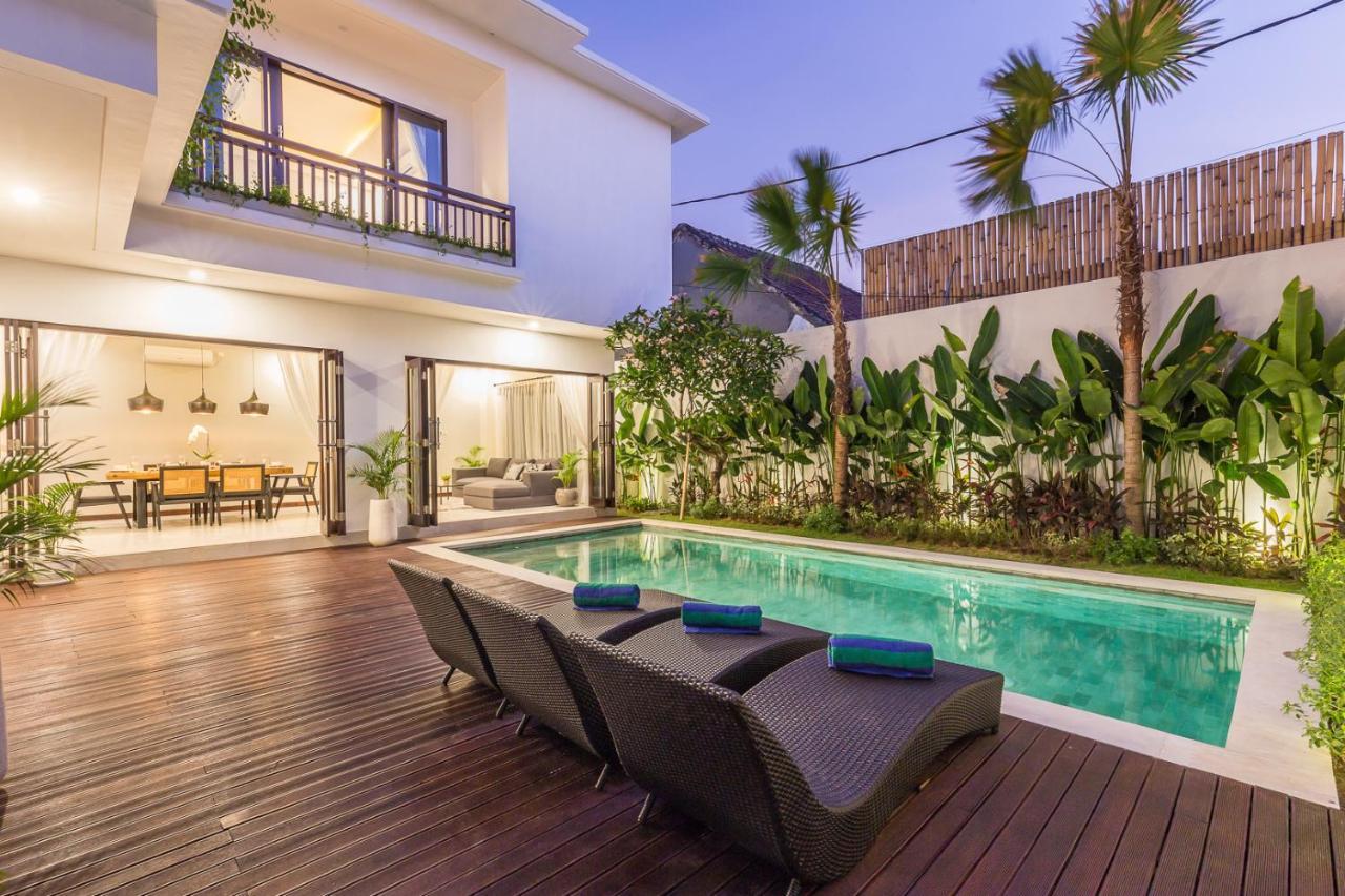 Villa Azura Семиняк Екстериор снимка
