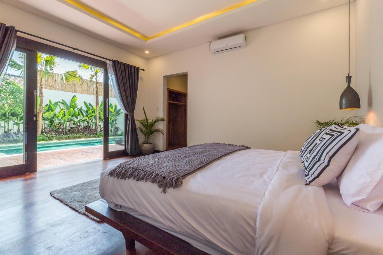 Villa Azura Семиняк Екстериор снимка